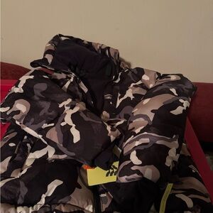 Kids Camouflage Puffer Jacket